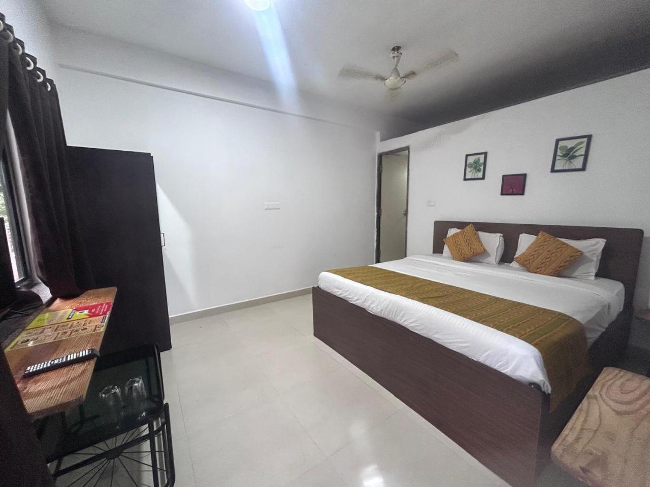 Hotel Baga Place Extérieur photo